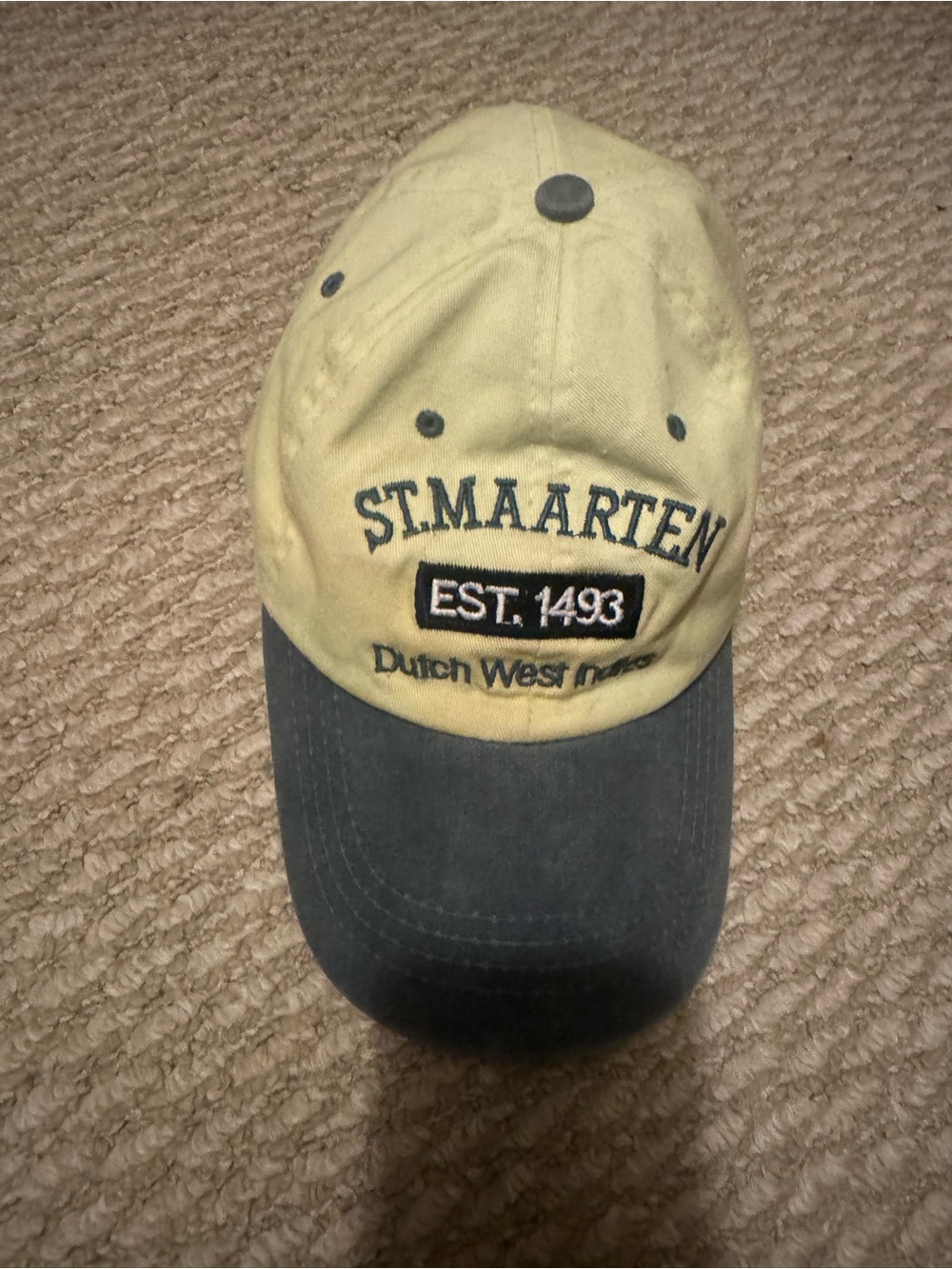 St. Maarten Embroidered Two-Tone Cap - Yellow & Navy